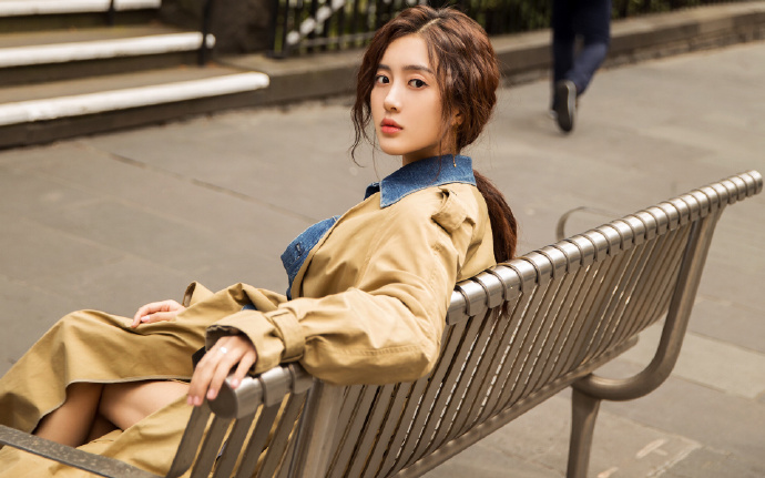 （辉煌60载 魅力新西藏）世界屋脊上的“绿色奇迹”：拉萨南北山绿意盎然